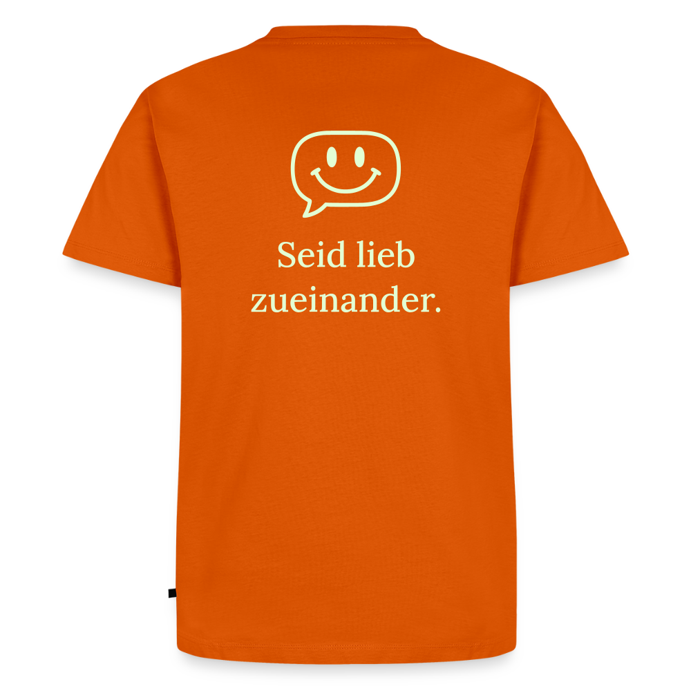 Design T-Shirt „Seid lieb zueinander“ für Herren aus Bio-Baumwolle, Farbe: orange – Dankfabrik.