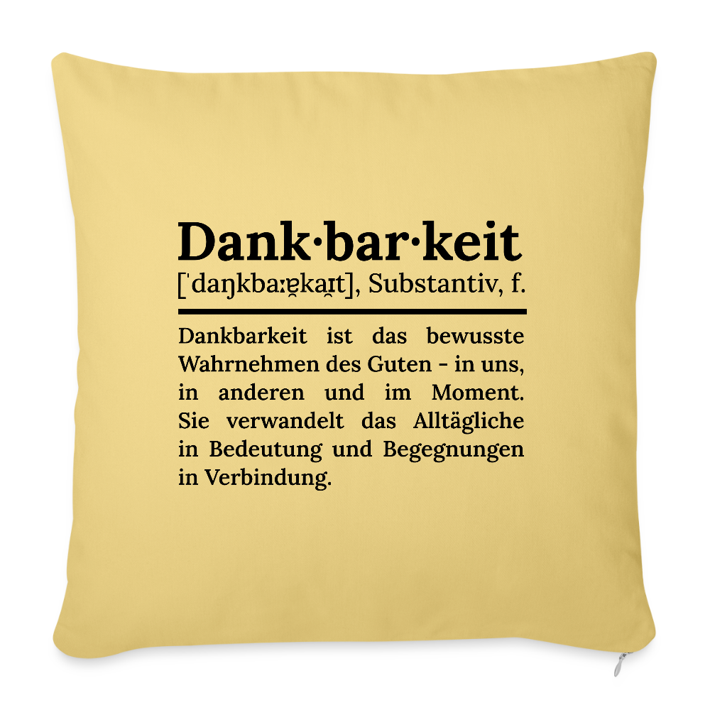 Design-Kissen „Dankbarkeit“ in hellem gelben Farbton, gemütliches Wohnaccessoire für ein schönes Zuhause von Dankfabrik.